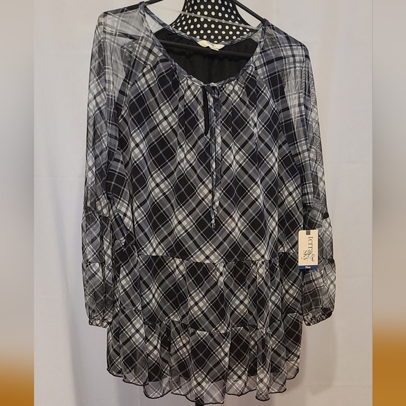 Terra & Sky Plaid Sheer Top - Picture 10 of 10